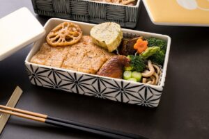 在宅介護におけるサービスの配食弁当比較はどのように行うべきか？